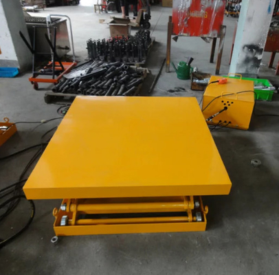 Durable Stationary Hydraulic Lift Table For Warehouse Yellow