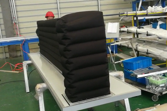 Truck Dock Inflatable Dock Shelters Inflate Air In Themselves Form Strong Bag Sealing